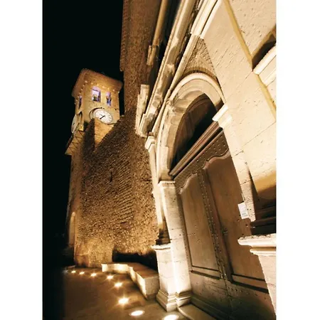 Carrousel Stud 公寓