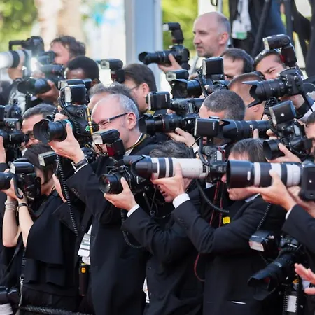 Carrousel Stud * カンヌ